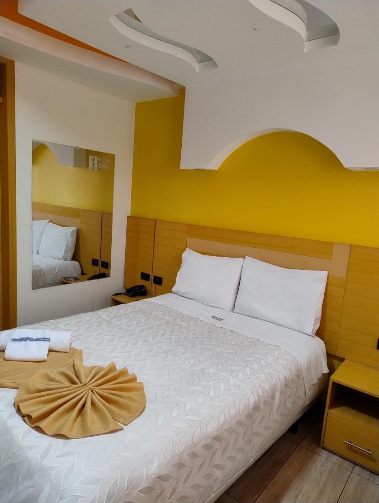 Hotel Golden Coral Tulcán Eksteriør billede