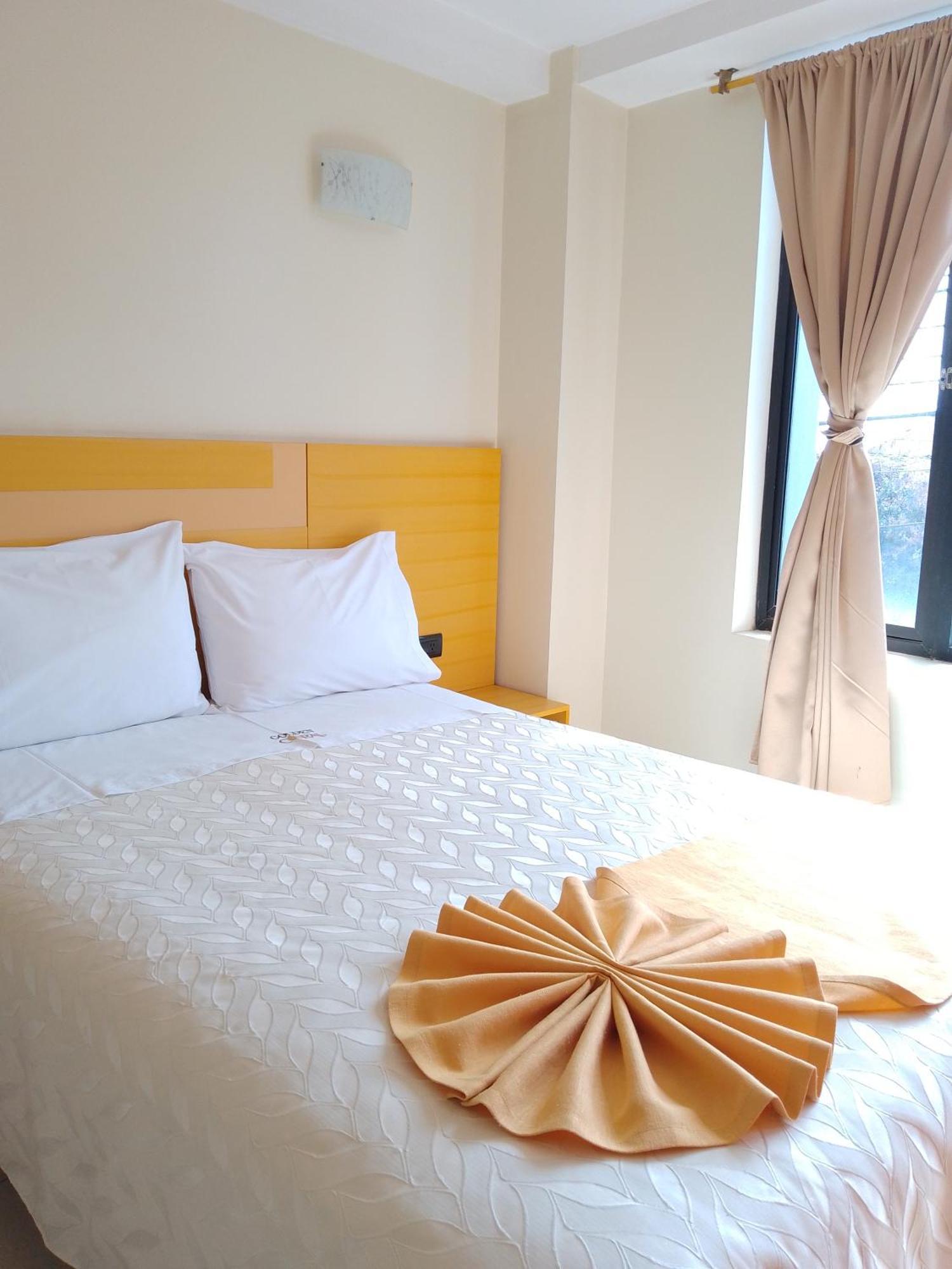 Hotel Golden Coral Tulcán Eksteriør billede